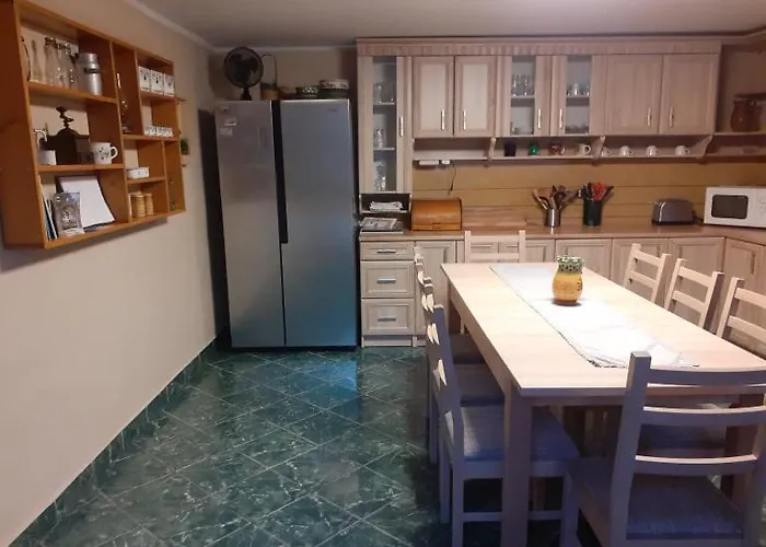 Vadregeny Vendeghaz 3* Vámosmikola